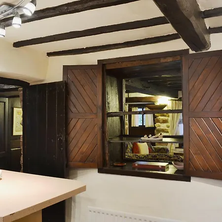 Bridge End Holiday home